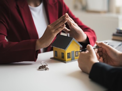 real-estate-inheritance-concept-and-contract-agreement-the-customer-makes-a-rental-contract-with-1024×682-1